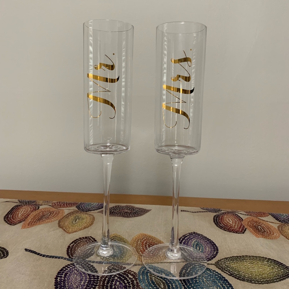Mr and Mrs Champagne Glasses